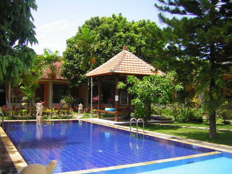 Hotel Puri Nusantara Kuta Lombok Eksteriør billede